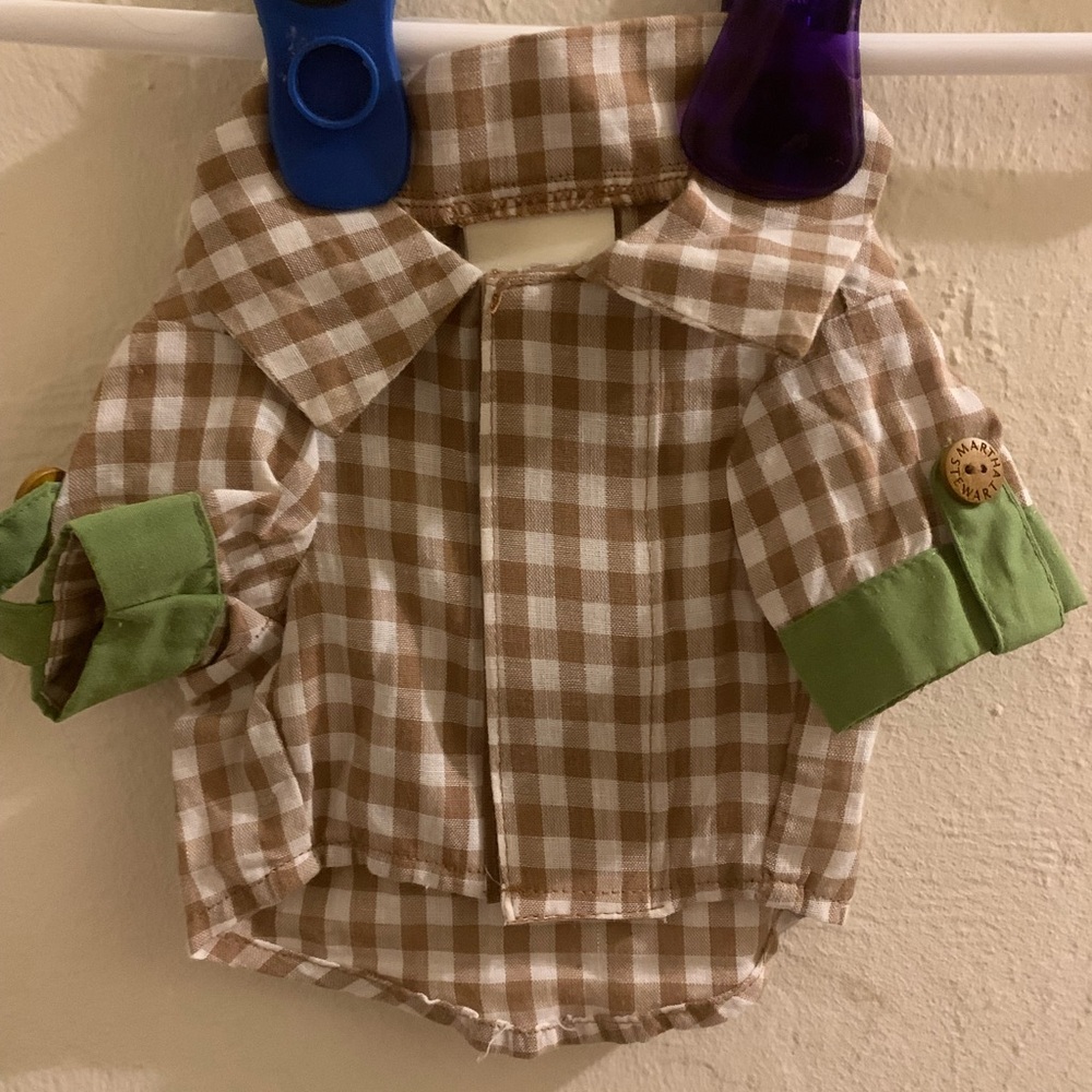 Martha Stewart Plaid velcro closed shirt, size small